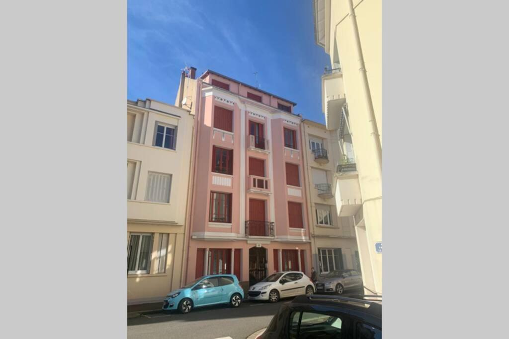 Vichy Cocoon Appartements Esterno foto